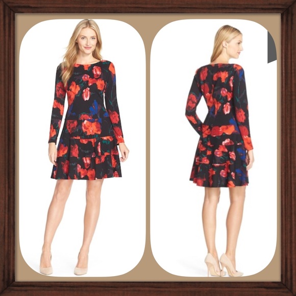 Ivanka Trump Dresses & Skirts - Ivanka Trump Black Red Floral Flare Textured Dress